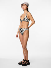 Load image into Gallery viewer, BIKINI BOTTOM PIECES 17147226