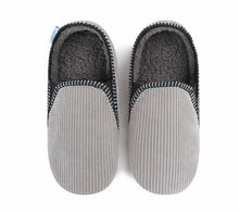 Load image into Gallery viewer, SLIPPERS SNOOZIES ALPINE CORDUROY