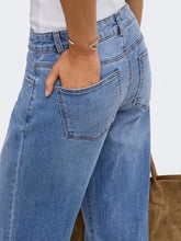 Load image into Gallery viewer, JEANS ONLY 15379323
