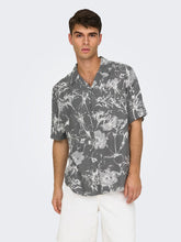 Load image into Gallery viewer, SHIRT ONLY & SONS 22032129