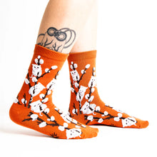 Load image into Gallery viewer, SOCK IT TO ME WOMEN CREW SOCKS