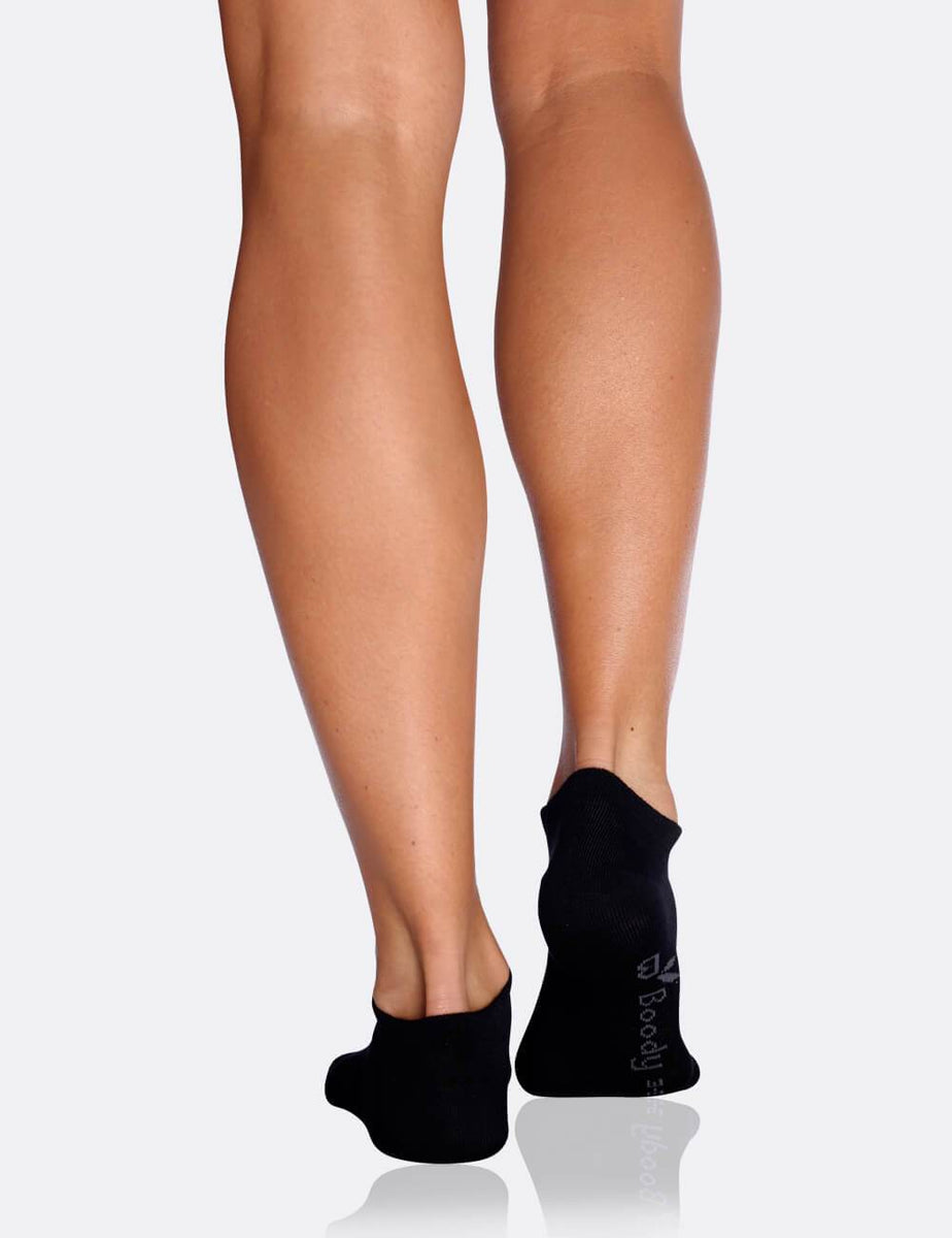 Low sneaker socks discount