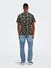 Load image into Gallery viewer, T-SHIRT ONLY&amp;SONS 22025283
