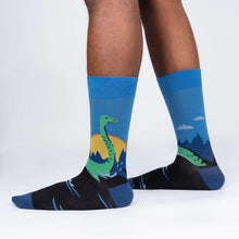 Load image into Gallery viewer, SOCK IT TO ME MENS CREW SOCKS
