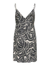 Load image into Gallery viewer, DRESS ONLY 15347862
