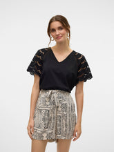 Load image into Gallery viewer, T-SHIRT VERO MODA 10327083
