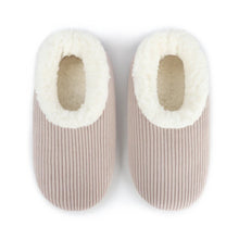 Load image into Gallery viewer, SLIPPERS SNOOZIES CORDUROY
