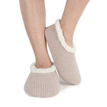 Load image into Gallery viewer, SLIPPERS SNOOZIES CORDUROY
