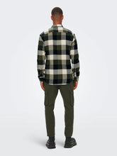Load image into Gallery viewer, SHIRT ONLY &amp; SONS 22020301
