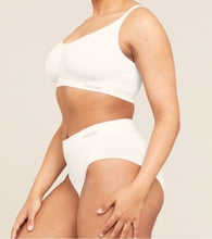 Load image into Gallery viewer, BOODY BRA FULL BUST WIRELESS B10973
